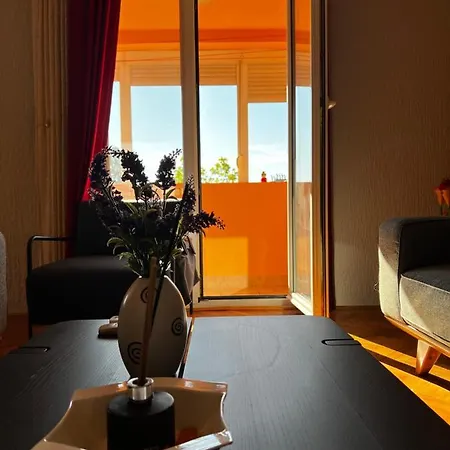 City Center Square Deluxe Nest Podgorica Exterior photo